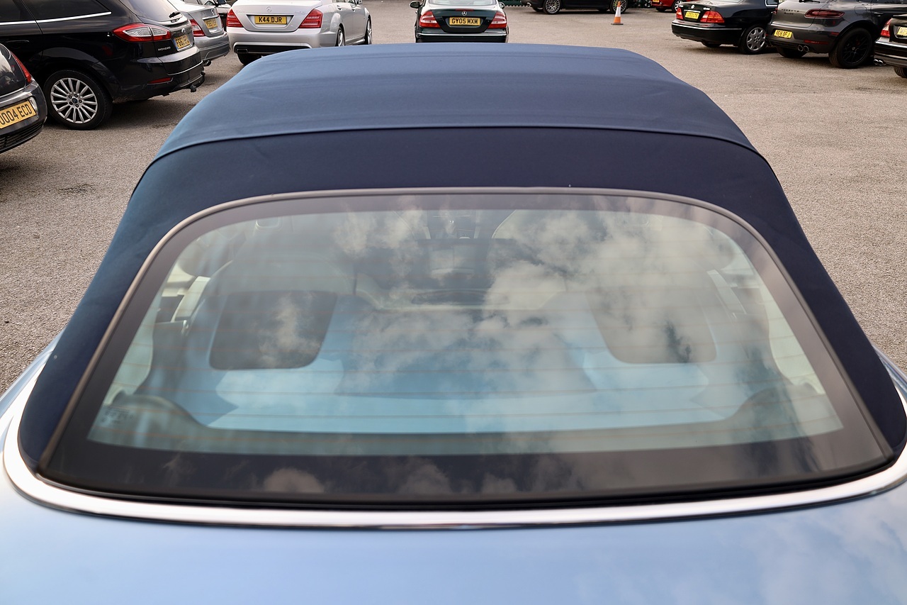 Mercedes-Benz E350 CDI SE Convertible 1 Lady Owner + 15 Mercedes Main Dealer Services + Outstanding* - Large 14