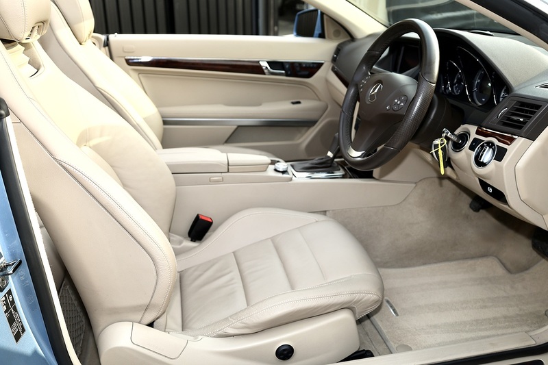 Mercedes-Benz E350 CDI SE Convertible 1 Lady Owner + 15 Mercedes Main Dealer Services + Outstanding* Image 6