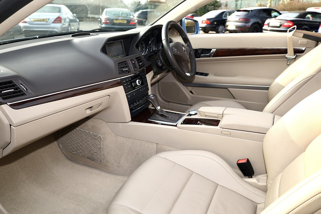 Mercedes-Benz E350 CDI SE Convertible 1 Lady Owner + 15 Mercedes Main Dealer Services + Outstanding* - Large 2