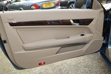 Mercedes-Benz E350 CDI SE Convertible 1 Lady Owner + 15 Mercedes Main Dealer Services + Outstanding* - Thumb 33