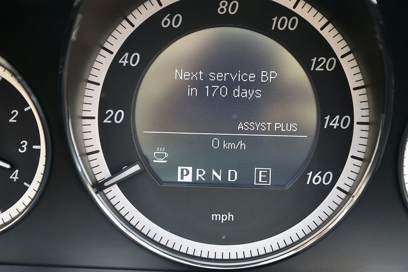 Mercedes-Benz E350 CDI SE Convertible 1 Lady Owner + 15 Mercedes Main Dealer Services + Outstanding* Image 36