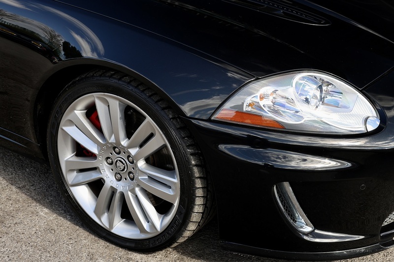 Jaguar XKR Ultimate Black + Ivory Soft Grain + High Spec Image 15