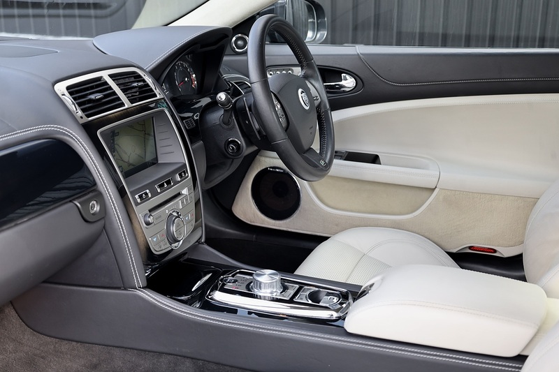 Jaguar XKR Ultimate Black + Ivory Soft Grain + High Spec Image 5