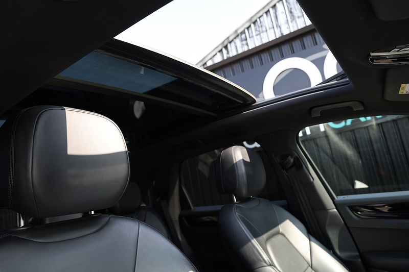 Porsche Cayenne S Pano Roof + 14 Way Comfort Heated Seats + PASM + BOSE Image 6