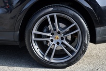Porsche Cayenne S Pano Roof + 14 Way Comfort Heated Seats + PASM + BOSE - Thumb 25