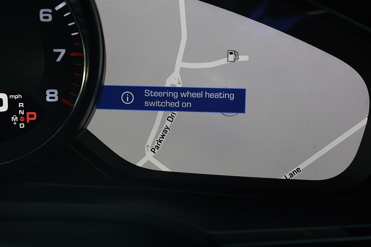 Porsche Cayenne S Pano Roof + 14 Way Comfort Heated Seats + PASM + BOSE - Large 36