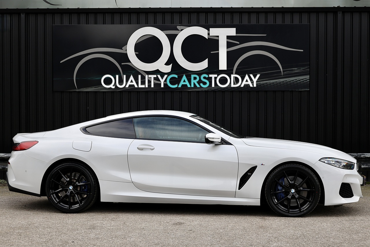 BMW 840d xDrive Full BMW Main Dealer History + Huge Specification - Large 5