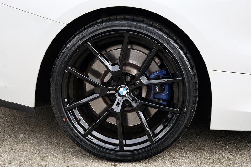 BMW 840d xDrive Full BMW Main Dealer History + Huge Specification Image 38