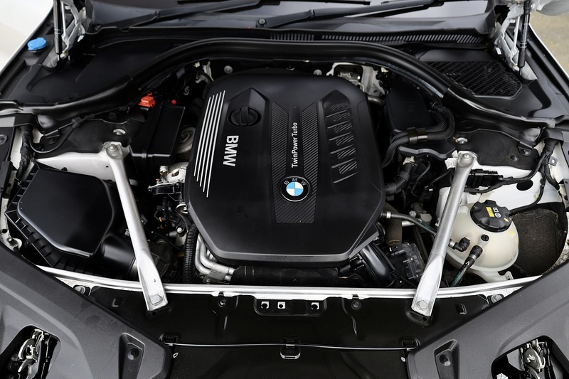 BMW 840d xDrive Full BMW Main Dealer History + Huge Specification Image 23