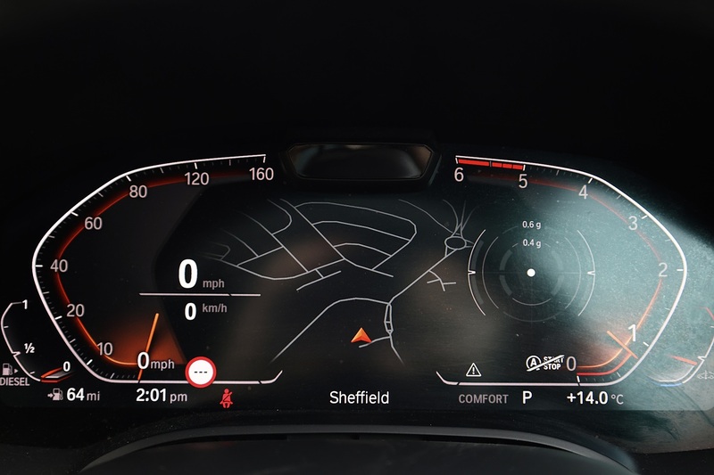 BMW 840d xDrive Full BMW Main Dealer History + Huge Specification Image 26