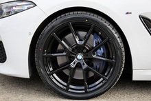 BMW 840d xDrive Full BMW Main Dealer History + Huge Specification - Thumb 40