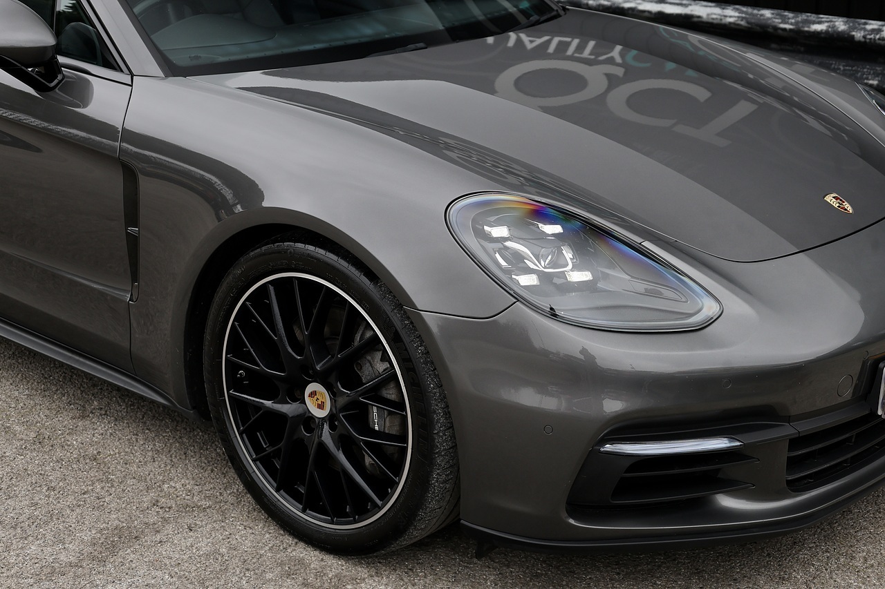 Porsche Panamera 4 Sport Turismo 2 Former Keepers + Full Service History + £81k List Price - Large 19