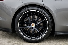 Porsche Panamera 4 Sport Turismo 2 Former Keepers + Full Service History + £81k List Price - Thumb 35