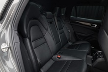Porsche Panamera 4 Sport Turismo 2 Former Keepers + Full Service History + £81k List Price - Thumb 20