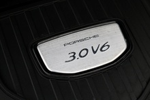 Porsche Panamera 4 Sport Turismo 2 Former Keepers + Full Service History + £81k List Price - Thumb 23