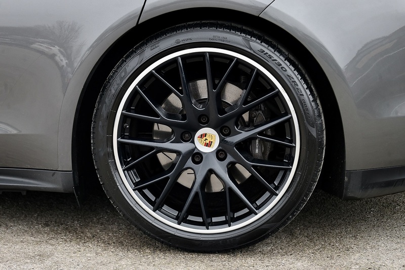 Porsche Panamera 4 Sport Turismo 2 Former Keepers + Full Service History + £81k List Price Image 37