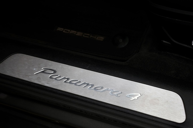 Porsche Panamera 4 Sport Turismo 2 Former Keepers + Full Service History + £81k List Price Image 40