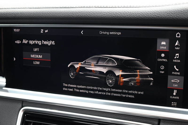 Porsche Panamera 4 Sport Turismo 2 Former Keepers + Full Service History + £81k List Price Image 41