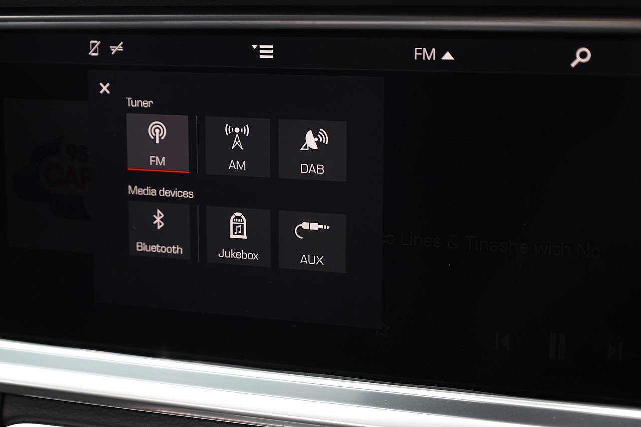 Porsche Panamera 4 Sport Turismo 2 Former Keepers + Full Service History + £81k List Price - Large 42