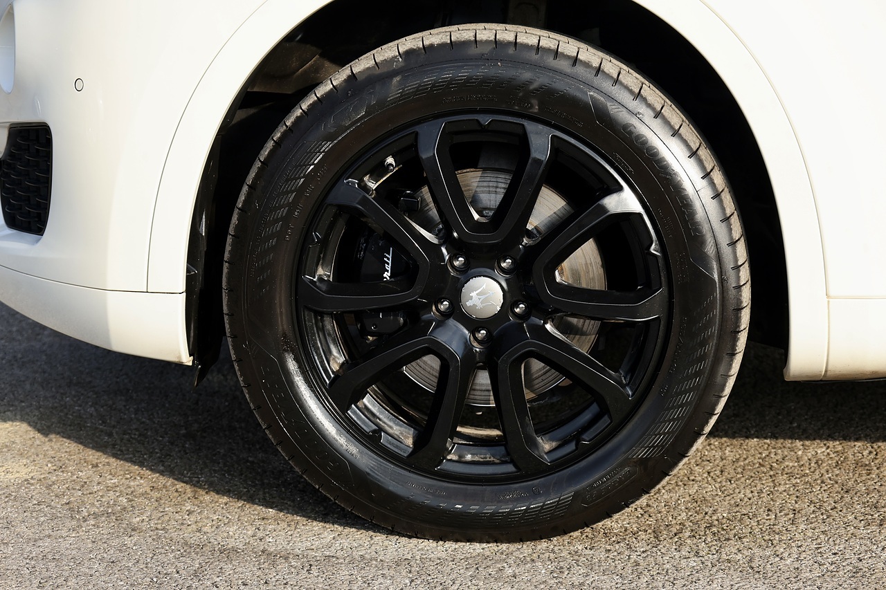 Maserati Levante D Previously Supplied by Ourselves + Skyhook + Adaptive Cruise - Large 38