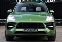 Porsche Macan GTS 1 Owner + SportDesign Pack + Pano Roof + PASM + Sport Chrono - Thumb 3