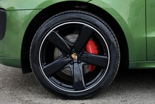 Porsche Macan GTS 1 Owner + SportDesign Pack + Pano Roof + PASM + Sport Chrono - Thumb 39
