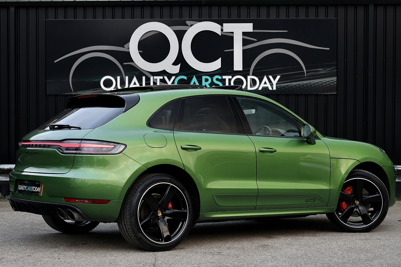 Porsche Macan GTS 1 Owner + SportDesign Pack + Pano Roof + PASM + Sport Chrono - Large 12