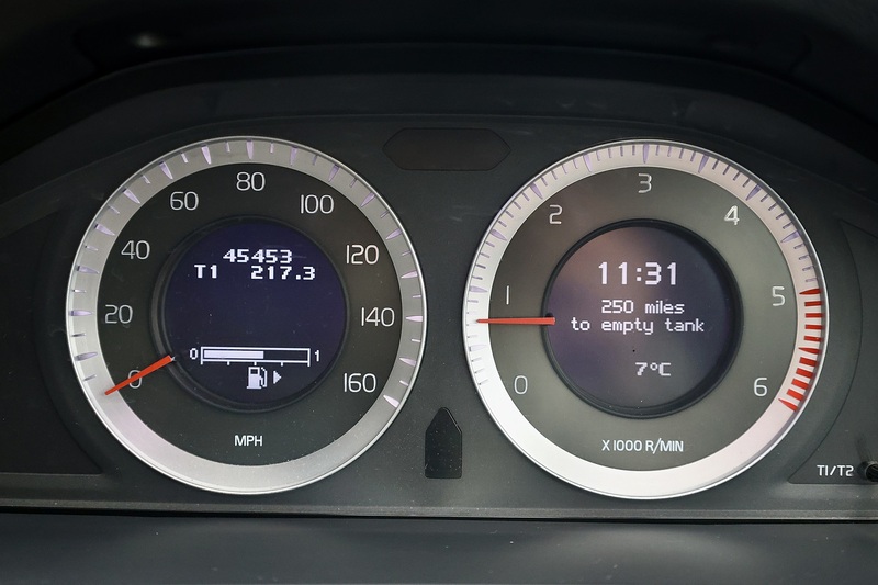 Volvo S60 D3 SE 1 Owner + Full Volvo Main Dealer + Sat Nav + DAB + Heated Leather Image 14