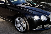 Bentley Continental GTC W12 1 Former Keeper + Mulliner Driving Spec + Neck Warmer - Thumb 24