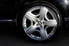 Bentley Continental GTC W12 1 Former Keeper + Mulliner Driving Spec + Neck Warmer - Thumb 31