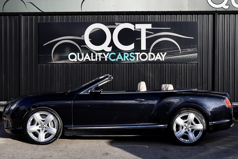 Bentley Continental GTC W12 1 Former Keeper + Mulliner Driving Spec + Neck Warmer Image 1