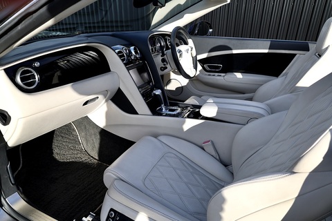 1 Former Keeper + Mulliner Driving Spec + Neck Warmer