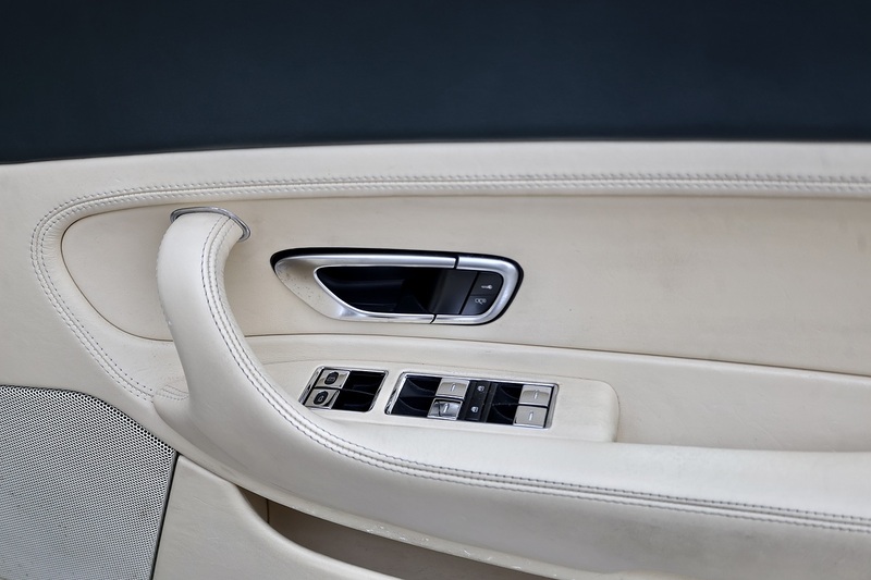 Bentley Continental GT W12 Full Service History + Very Rare Spec + Cherished Plate Image 22