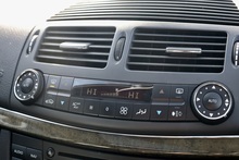 Mercedes-Benz E500 Avantgarde Very Rare Model + Comprehensive History - Thumb 15