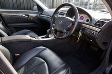 Mercedes-Benz E500 Avantgarde Very Rare Model + Comprehensive History - Thumb 11