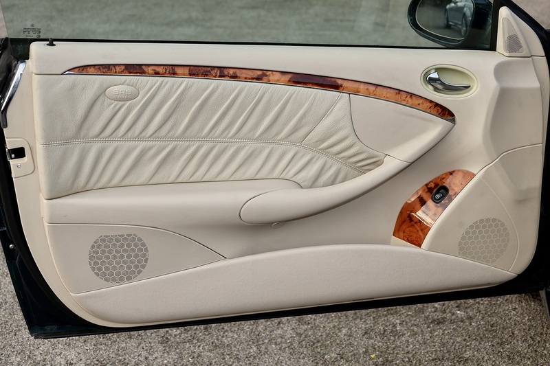 Mercedes-Benz CLK 200 Elegance 1 Former Keeper + Just Serviced by Mercedes + Rare Spec Image 10