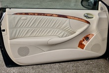 Mercedes-Benz CLK 200 Elegance 1 Former Keeper + Just Serviced by Mercedes + Rare Spec - Thumb 10