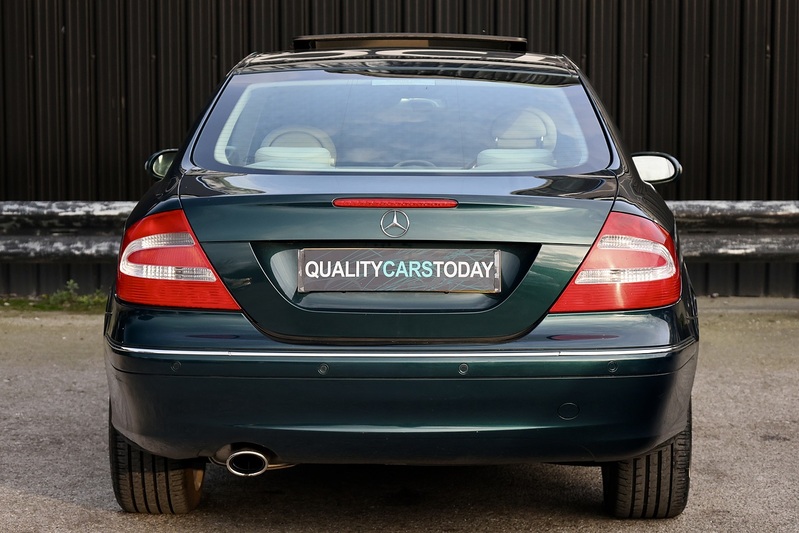 Mercedes-Benz CLK 200 Elegance 1 Former Keeper + Just Serviced by Mercedes + Rare Spec Image 4