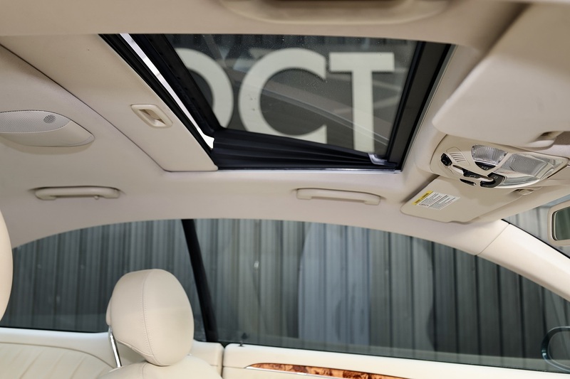 Mercedes-Benz CLK 200 Elegance 1 Former Keeper + Just Serviced by Mercedes + Rare Spec Image 14