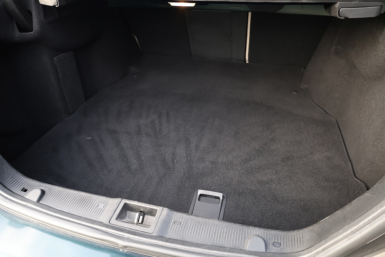 Mercedes-Benz CLK 200 Elegance 1 Former Keeper + Just Serviced by Mercedes + Rare Spec - Large 21