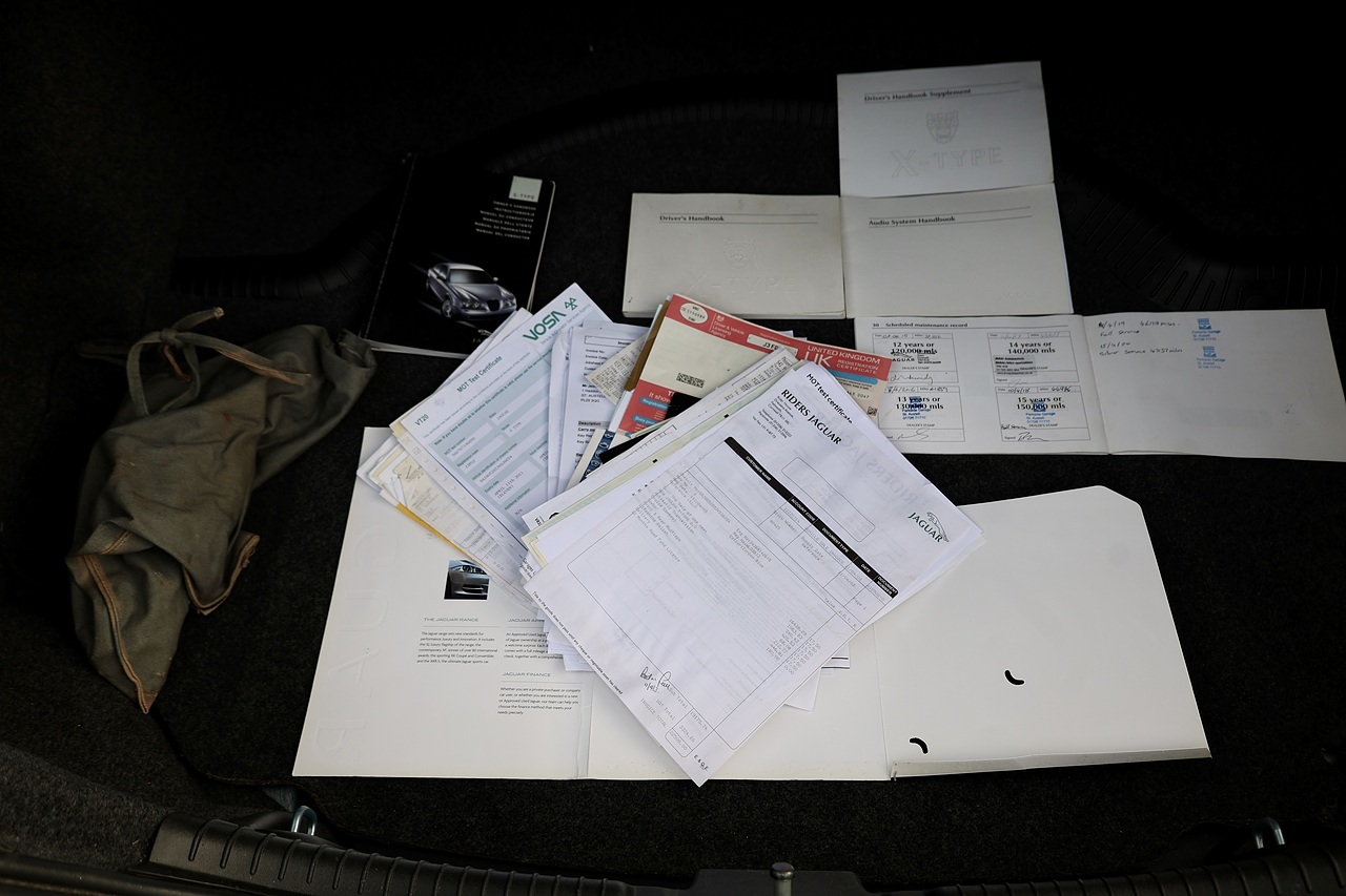 Jaguar X-Type 2.1 V6 Automatic + 1 Former Keeper + Comprehenisve History - Large 26