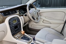 Jaguar X-Type 2.1 V6 Automatic + 1 Former Keeper + Comprehenisve History - Thumb 7