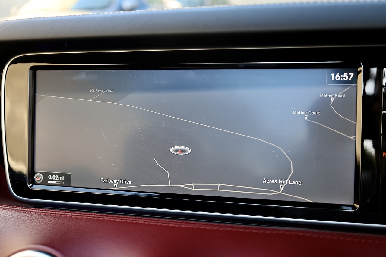 Mercedes-Benz S63 AMG Convertible Designo + Exclsuive Pack + Night Pack + £151,000 List Price - Large 26