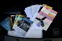 Mercedes-Benz E350 CDI AMG Sport Coupe 2 Former Keepers + Full History + Heated Seats + COMAND - Thumb 36