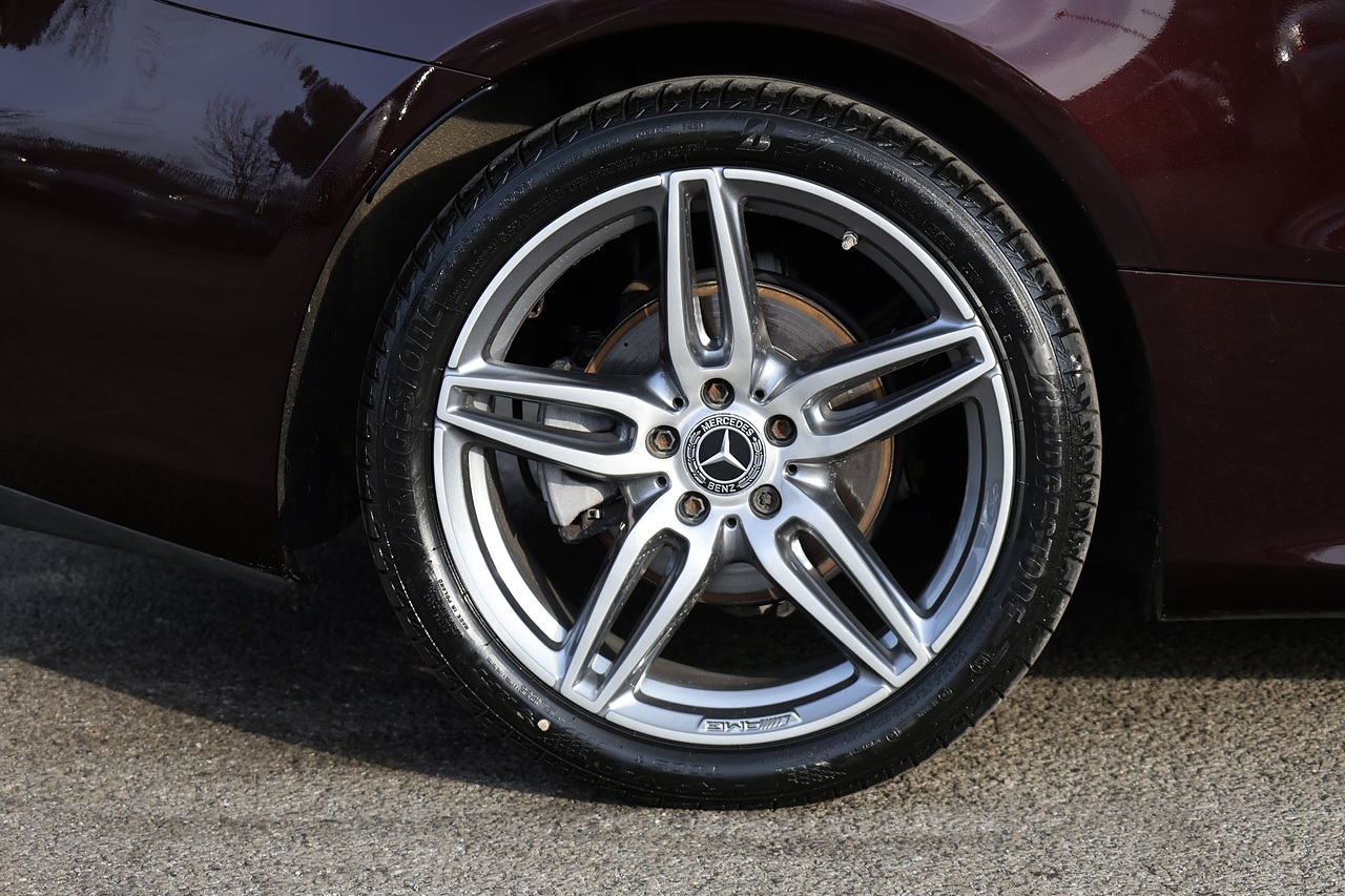 Mercedes-Benz E220d AMG Line Premium Coupe Full Mercedes Main Dealer History + Panoramic Roof - Large 24