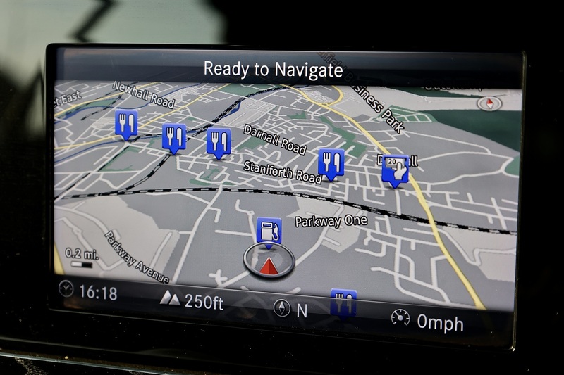 Mercedes-Benz E220d AMG Line Premium Coupe Full Mercedes Main Dealer History + Panoramic Roof Image 17