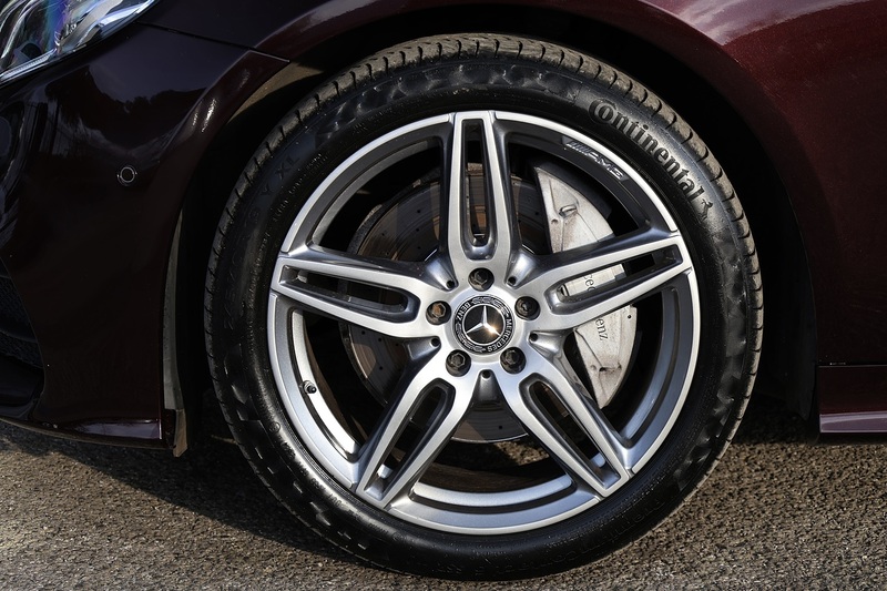 Mercedes-Benz E220d AMG Line Premium Coupe Full Mercedes Main Dealer History + Panoramic Roof Image 25