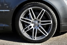 Audi A8 4.2 V8 TDI Sport Lady Owner since 2017 + Glass Sunroof - Thumb 29