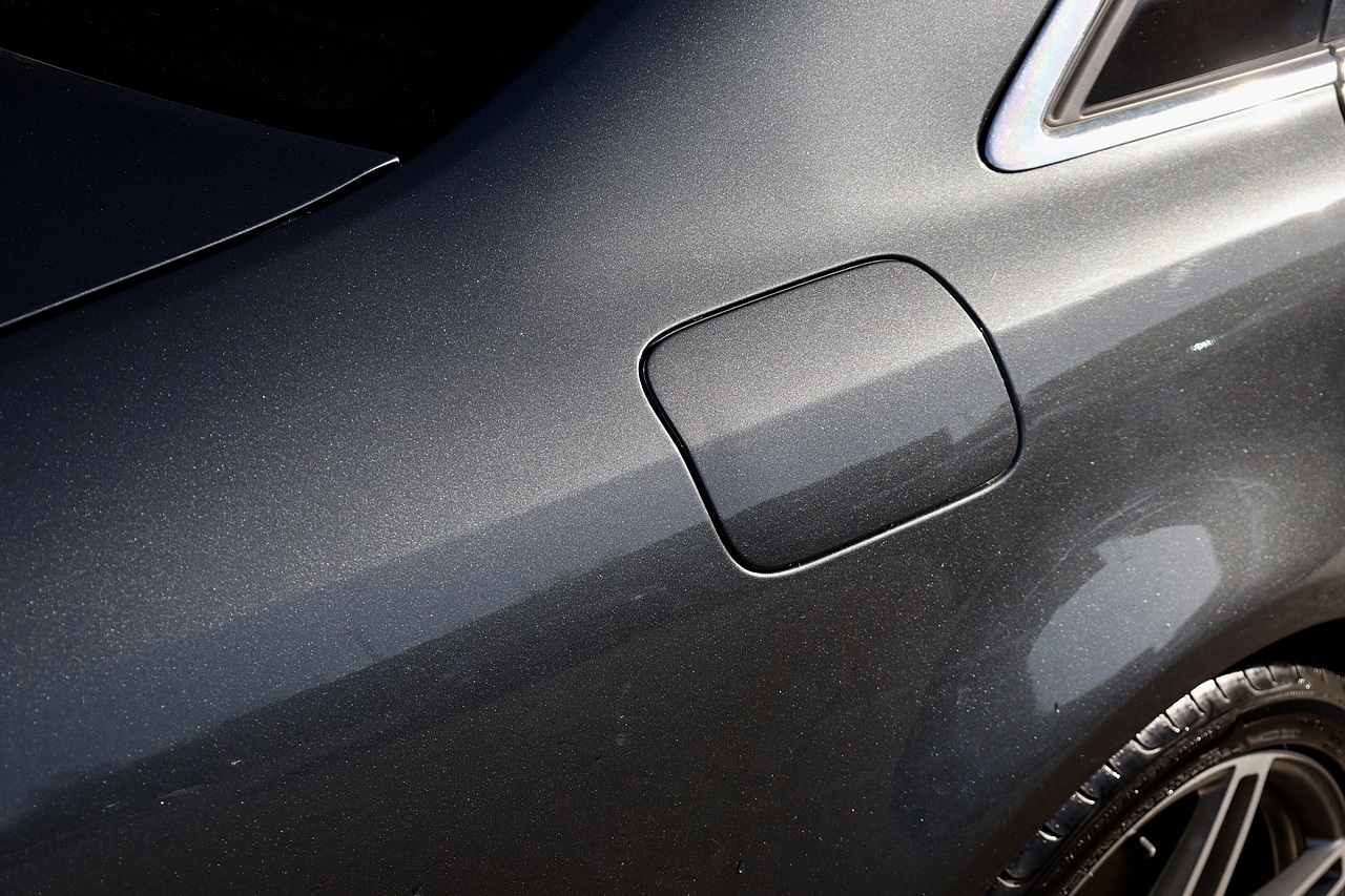 Audi A8 4.2 V8 TDI Sport Lady Owner since 2017 + Glass Sunroof - Large 24