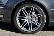 Audi A8 4.2 V8 TDI Sport Lady Owner since 2017 + Glass Sunroof - Thumb 32